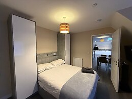 Magna House