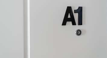 Elise Apartment Airport  by Airstay