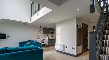 The Residence Coventry by Paymán Club