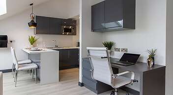 The Residence Coventry by Paymán Club