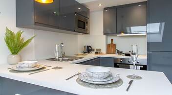 The Residence Coventry by Paymán Club