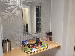 The Wee Studio For Two