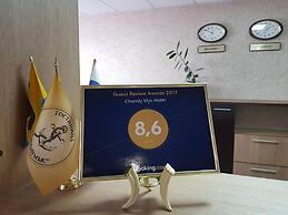 Cherniy Mys Hotel