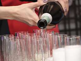 Kempinski Residences Guangzhou - Free shuttle between hotel and Exhibi