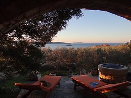 Stone House San Pelegrin