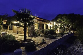 Stone House San Pelegrin