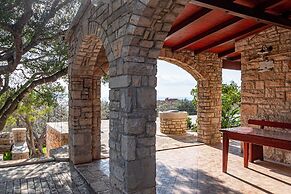 Stone House San Pelegrin