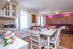 Stone House San Pelegrin