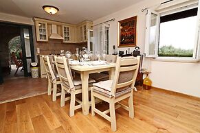 Stone House San Pelegrin