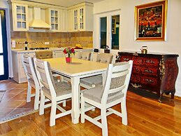 Stone House San Pelegrin