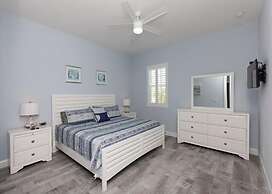 Sunset Key, 5 Bedrooms, Private Pool, Game Room, Beach, Sleeps 12