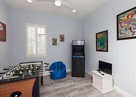 Sunset Key, 5 Bedrooms, Private Pool, Game Room, Beach, Sleeps 12