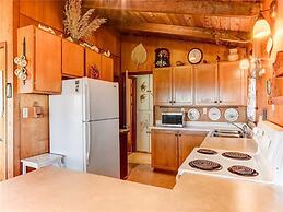 Pounds Cottage, 1 Bedroom, Ocean Front, Pet Friendly, Sleeps 5