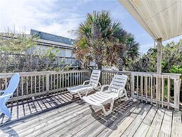 Pounds Cottage, 1 Bedroom, Ocean Front, Pet Friendly, Sleeps 5
