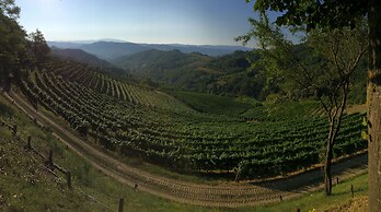 Cascina Bertolotto Wine Resort.