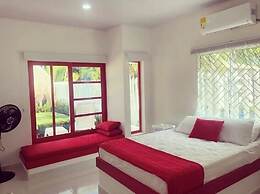 Bahia Tropical Coveñas