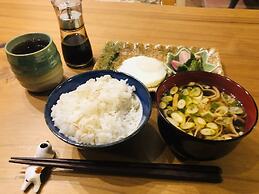 Guesthouse Voketto - Hostel