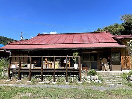 Guesthouse Voketto - Hostel