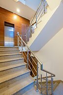 Aadat Hotel Subhash Chowk Gurgaon