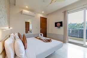 Aadat Hotel Subhash Chowk Gurgaon