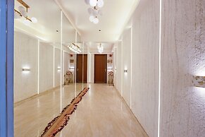 Aadat Hotel Subhash Chowk Gurgaon