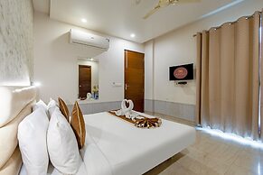 Aadat Hotel Subhash Chowk Gurgaon