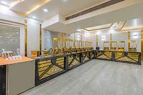 Aadat Hotel Subhash Chowk Gurgaon