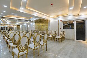 Aadat Hotel Subhash Chowk Gurgaon