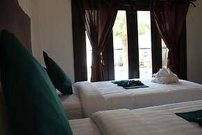Alana Luang Prabang