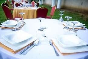 Complexe Hôtelier Akparo