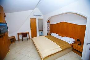 Complexe Hôtelier Akparo