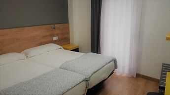 Hostal Restaurante Lugano