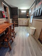 Cedarvale Cabins at Turner Falls