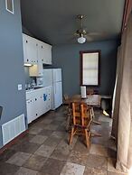 Cedarvale Cabins at Turner Falls