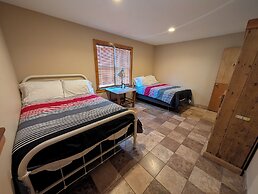 Cedarvale Cabins at Turner Falls