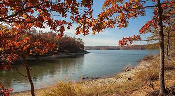 Cedarvale Cabins at Turner Falls