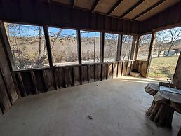 Cedarvale Cabins at Turner Falls