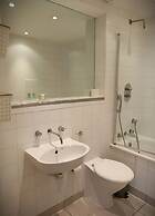 Still Life Old Street