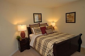 Veranda Palms IHR 3084