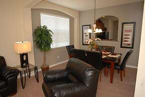 Veranda Palms IHR 3084