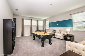 Brand New 7 Bedroom Private Pool Near Disney