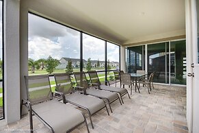 Brand New 7 Bedroom Private Pool Near Disney