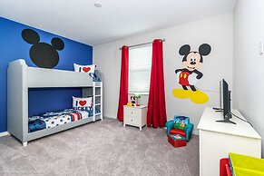 Brand New 7 Bedroom Private Pool Near Disney