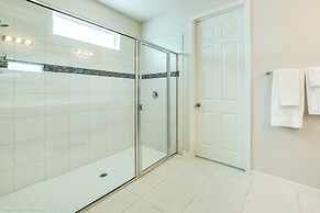 Luxury 6 Bed Villa With Saltwater Pool & Spa