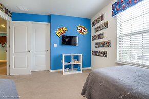 9 Bed 6 Ba Villa with Games, Pool & Spa