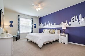 9 Bed 6 Ba Villa with Games, Pool & Spa