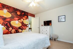 9 Bed 6 Ba Villa with Games, Pool & Spa