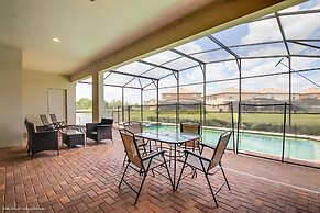 9 Bed 6 Ba Villa with Games, Pool & Spa