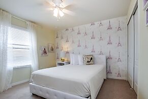 9 Bed 6 Ba Villa with Games, Pool & Spa