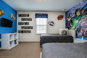 9 Bed 6 Ba Villa with Games, Pool & Spa